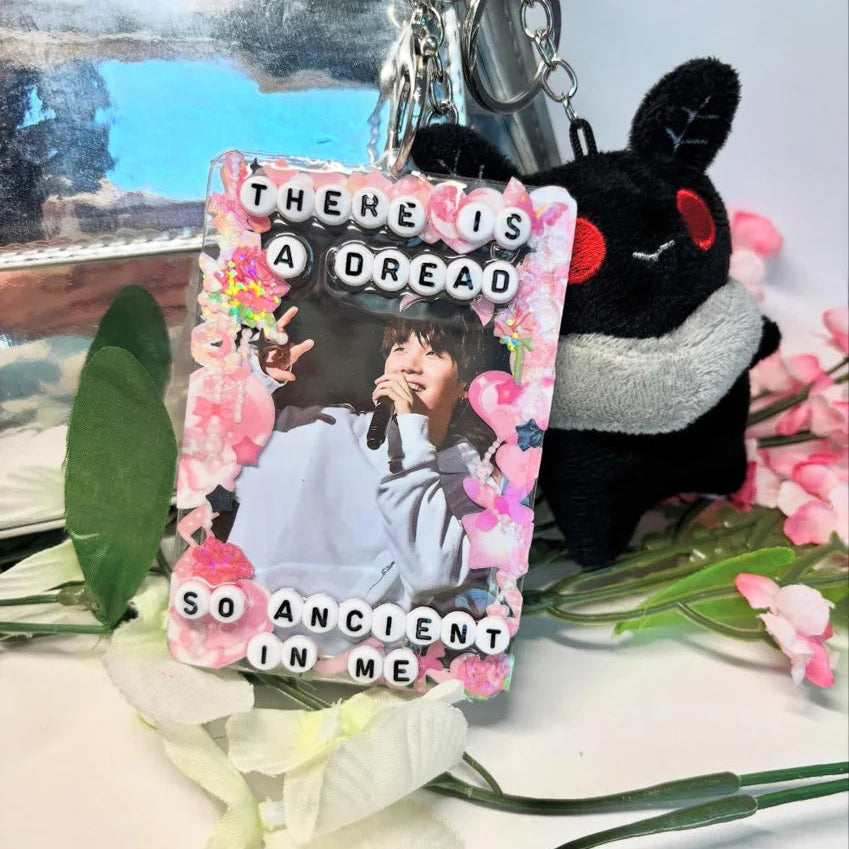 "there is a dread so ancient in me" Toploader Keychain